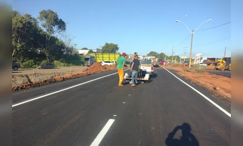 DER libera trecho interditado da PR-323 em Umuarama para o tráfego