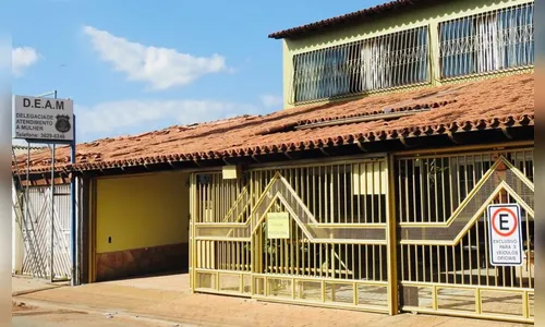 Padrasto é preso suspeito de estuprar enteada enquanto esposa dormia