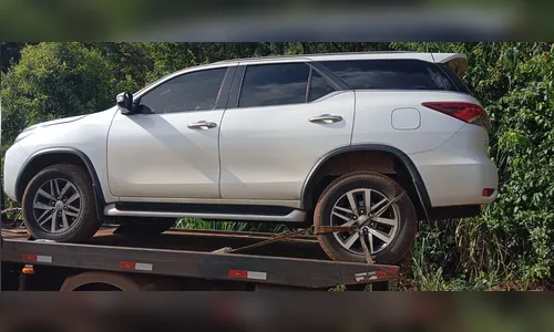 Hilux furtada de médico em Jandaia do Sul é recuperada pela PM