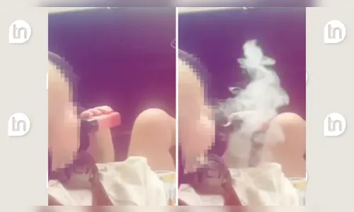 Revoltante: bebê é filmado usando vape em cadeirinha de carro