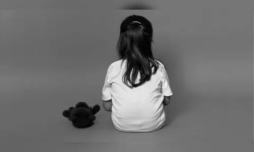 PM prende mulher que tentou matar filha de 3 anos enforcada