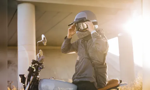 Mais um: menino de 13 anos é flagrado pilotando motocicleta