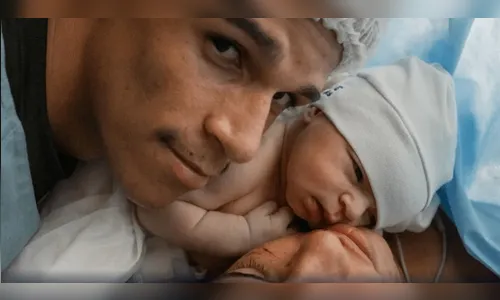 Nasce primeiro filho do influenciador Luva de Pedreiro