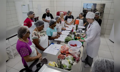 Apucarana inicia capacitações da Cozinha-Escola