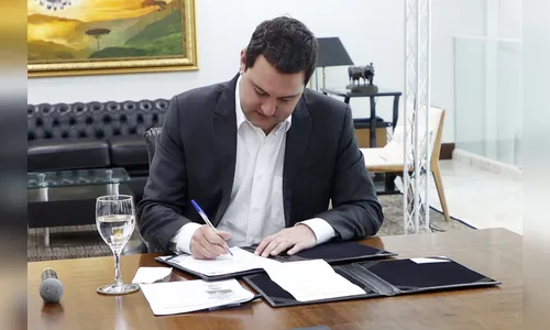 Decretos reduzem tempo para promoção na carreira de bombeiros e PMs