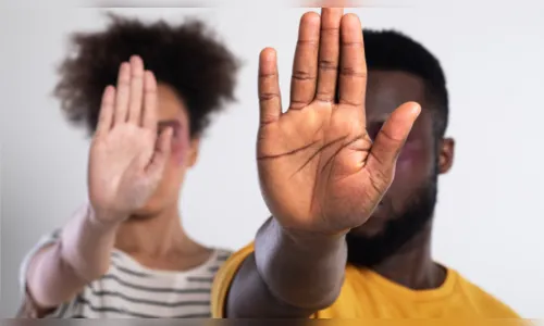 Homem denuncia racismo da sogra: 'Me chamou de preto, macaco e fedido'