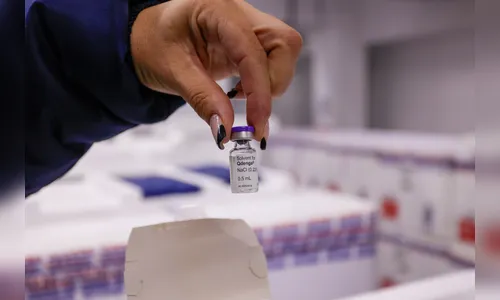 Vacinas contra dengue começam a ser distribuídas nesta sexta-feira