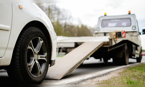 Dono de caminhão guincho é agredido por vizinho por causa de barulho