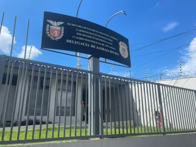 Homem de 33 anos foi preso pela PM e levado para a delegacia