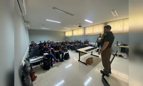 Novos GMs de Arapongas passam por instrução de armamento