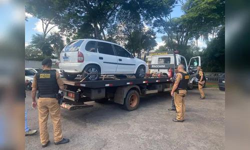 Polícia Militar recupera Corsa furtado no Jardim América em Apucarana