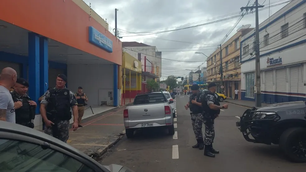 A situação foi registrada na manhã desta segunda-feira