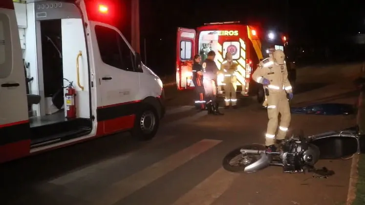 Acidente ocorreu na noite de quinta-feira,  na rua Dr. Helcio Silva Orane, no bairro Neves