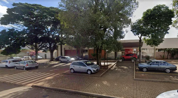 Pai fica com filha em hospital de Arapongas e tem Hilux furtada