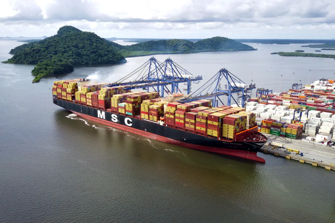 Paranaguá recebe maior navio da história do Paraná em capacidade
