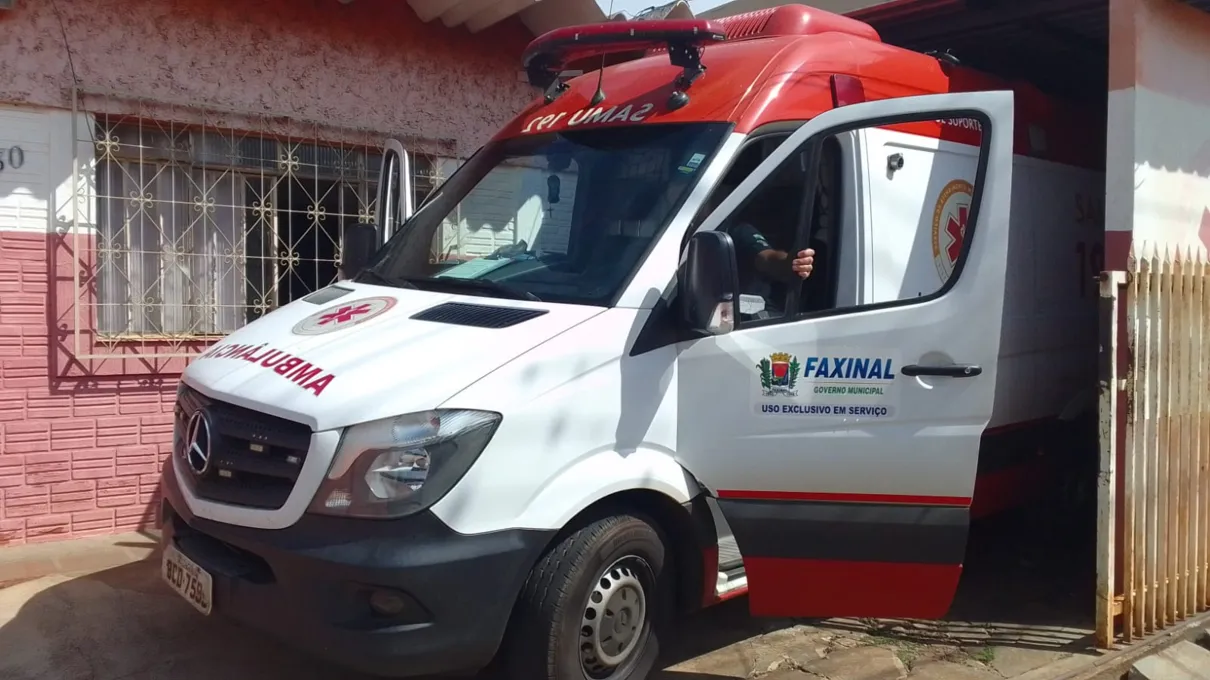 Samu de Faxinal opera com ambulância emprestada 2 meses após acidente