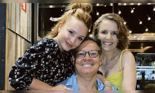 A atriz abriu o coração e comentou sobre o rompimento com os pais
