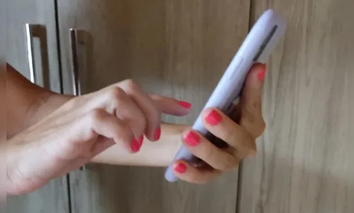 Mulher perde mais de R$ 2 mil ao cair em golpe da “falsa compra”