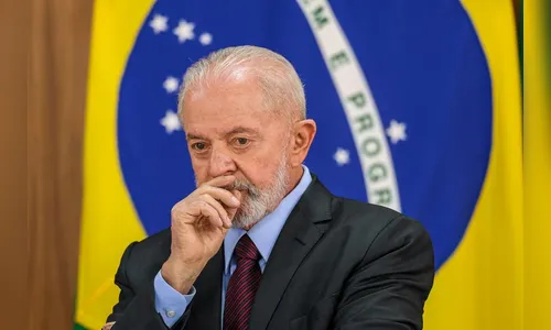 Lula é multado em R$ 250 mil pelo TSE por propaganda contra Bolsonaro