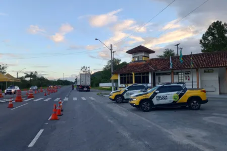 A operação intensificou o policiamento e fiscalização nas estradas de quinta-feira a domingo (28 a 31)