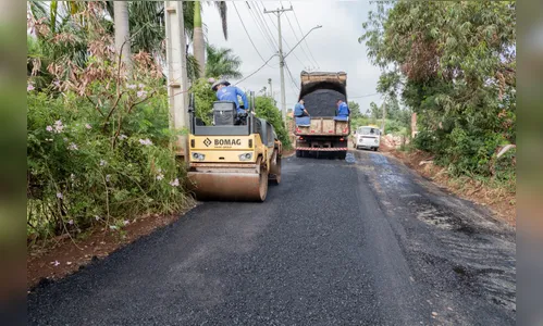 Prefeitura de Apucarana pavimenta Estrada André Berezoski