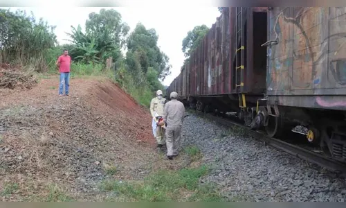 Homem fica gravemente ferido após ser atropelado por trem no PR