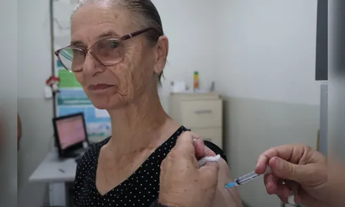 Arapongas alerta para baixa adesão às vacinas de influenza e dengue