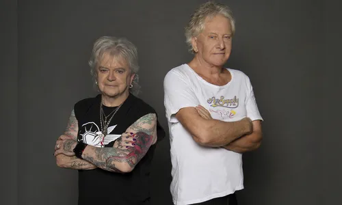 Banda australiana Air Supply se apresenta no Guairão