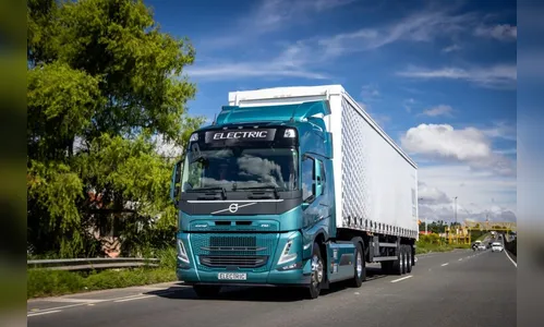 Caminhões movidos a energia elétrica começam a rodar no Brasil