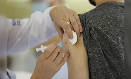 Dia D de Vacinação é neste sábado (13) no PR; Apucarana terá 25 pontos