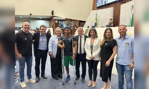 Paratleta de Apucarana, Giovane Vieira é homenageado na Alep