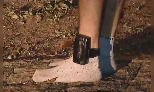 Homem foge de ‘assassinos’ vestindo apenas cueca e meias no Paraná