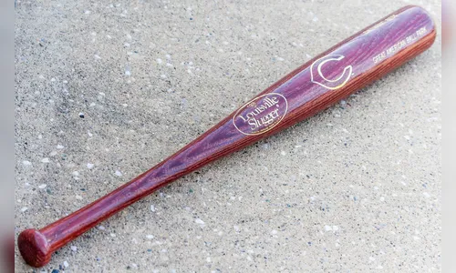 Irmãos se agridem com taco e pauladas durante confusão na Vila Nova