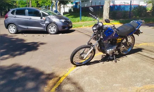 Motociclista tem fraturas após colisão entre carro e moto em Apucarana