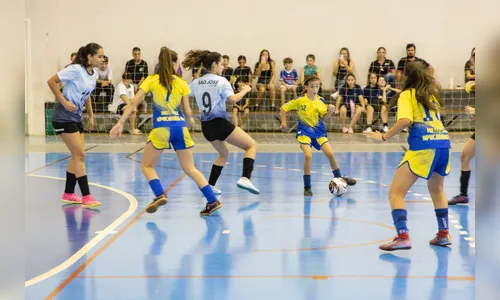 Colégio Mater Dei conquista título no futsal feminino “B” dos JEP's