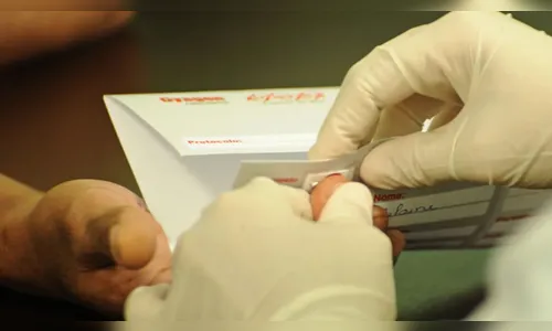 Mutirão oferta exame grátis de DNA para reconhecimento de paternidade