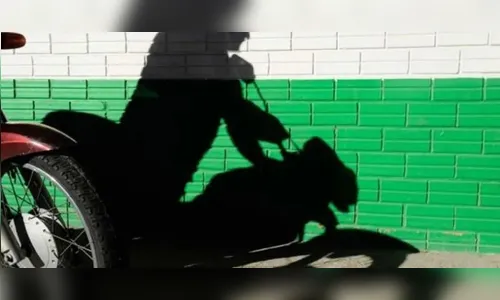Porteiro tem moto furtada em frente ao prédio que trabalha