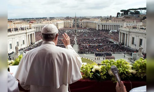 Vaticano diz que mudança de gênero e aborto 'ameaçam dignidade humana'