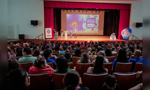 Escola de Pais promove conscientização sobre o autismo