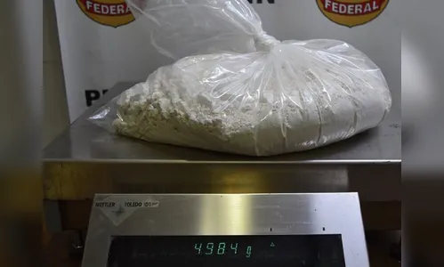 PF prende dois homens com droga na bagagem indo para a África e Ásia