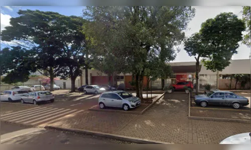 Pai fica com filha em hospital de Arapongas e tem Hilux furtada