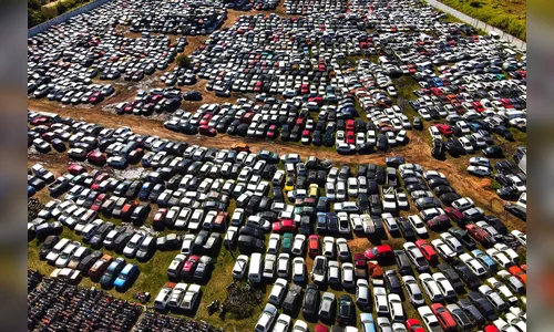 Leilões de veículos em Curitiba, Londrina e Maringá rendem R$ 1,9 mi