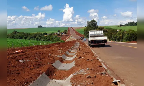 Pavimentação da PR-239 entre Toledo e Bragantina chega a 97,26%