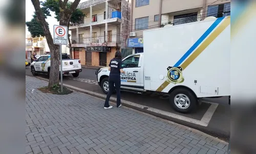 Homem é assassinado e mulher baleada em saída de tabacaria no PR
