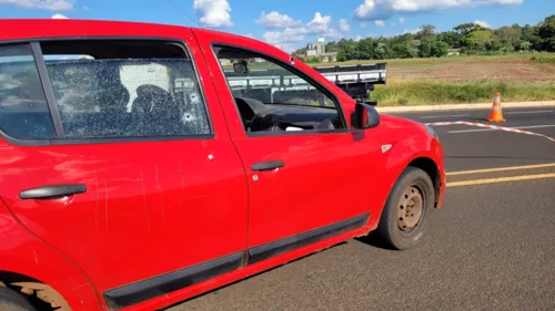 Suspeitos estavam em um Renault Sandero