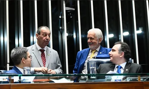 Senado aprova PEC sobre criminalização da posse de drogas