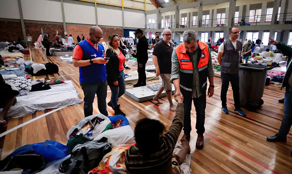 A ação emergencial faz parte do programa Recomeçar é Preciso!