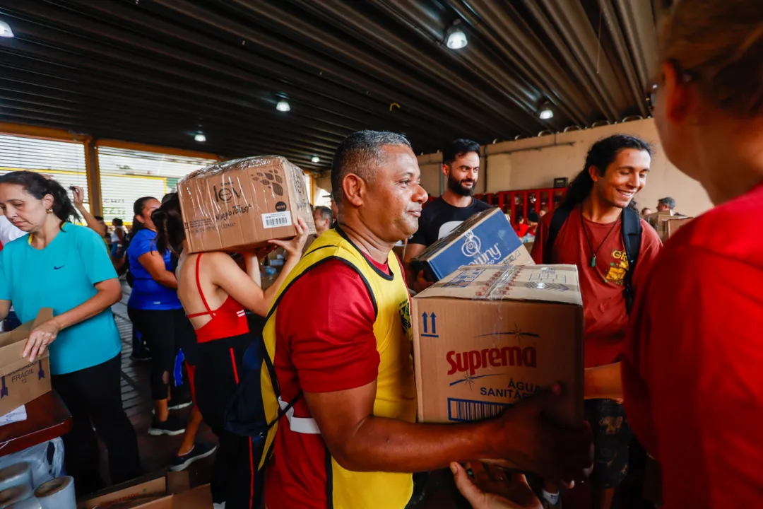 A campanha é coordenada pelo gabinete da primeira-dama Luciana Saito Massa e pela Defesa Civil Estadual