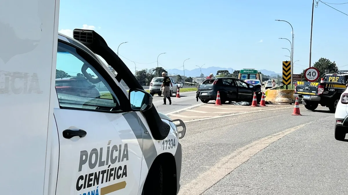 Acidente aconteceu na manhã deste domingo (5)