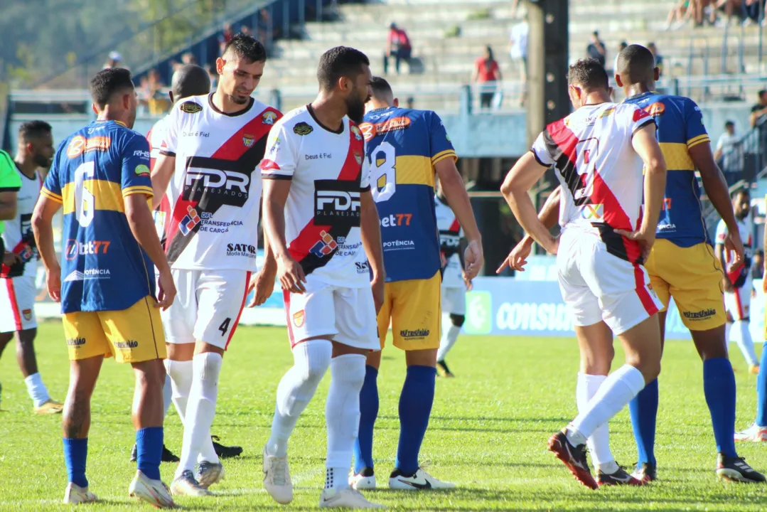 Apucarana Sports venceu o Iguaçu na estreia do campeonato